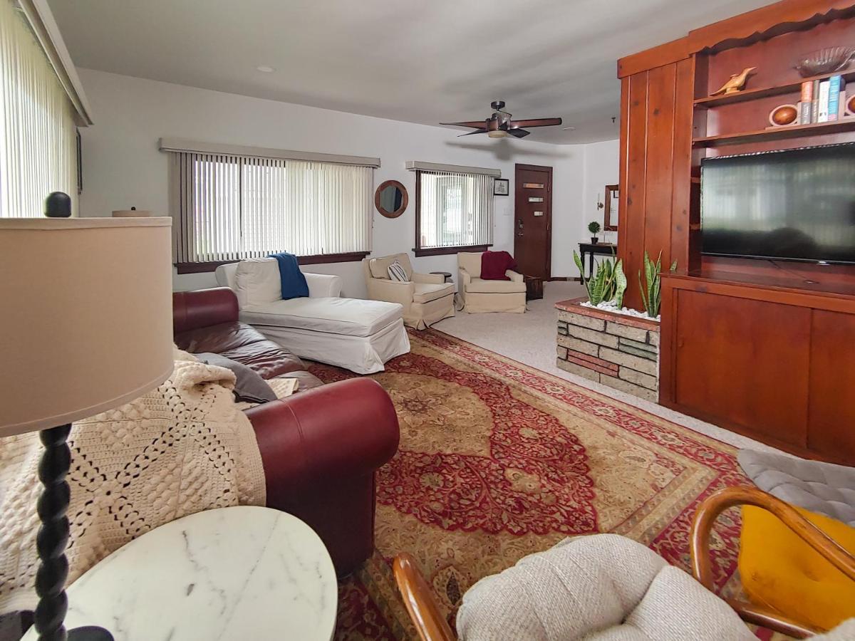 Huge Historic, W/Large Yard & Close To Beach Manistee Exterior foto